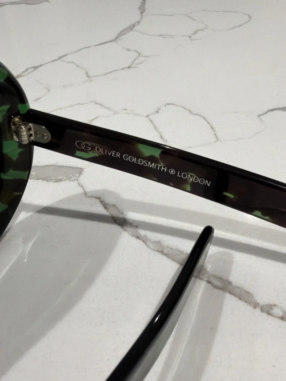 Oliver Goldsmith London manufactured by